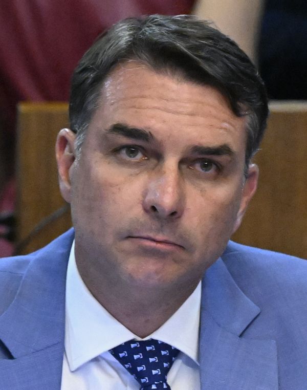 Flávio Bolsonaro no plenário do Senado, em setembro de 2026